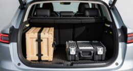 secure suv cargo arrangement